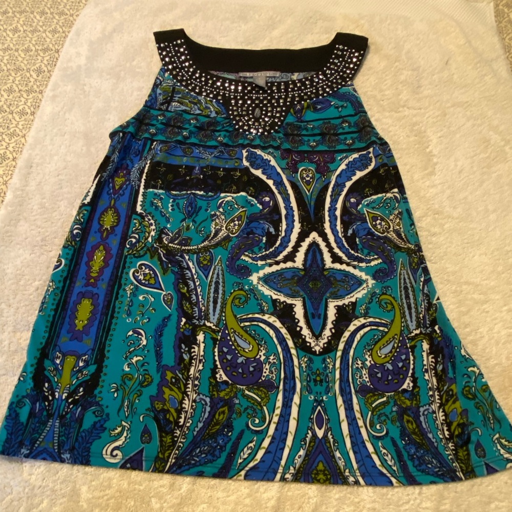 Ladies size L By Design sleeveless camisole with sequin design